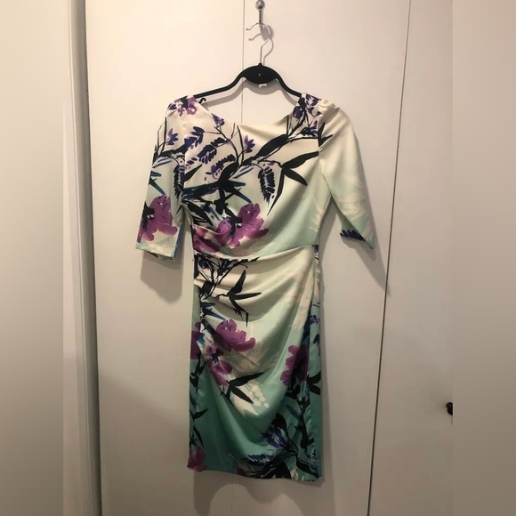 NWOT Le Château satin dress - Picture 5 of 6